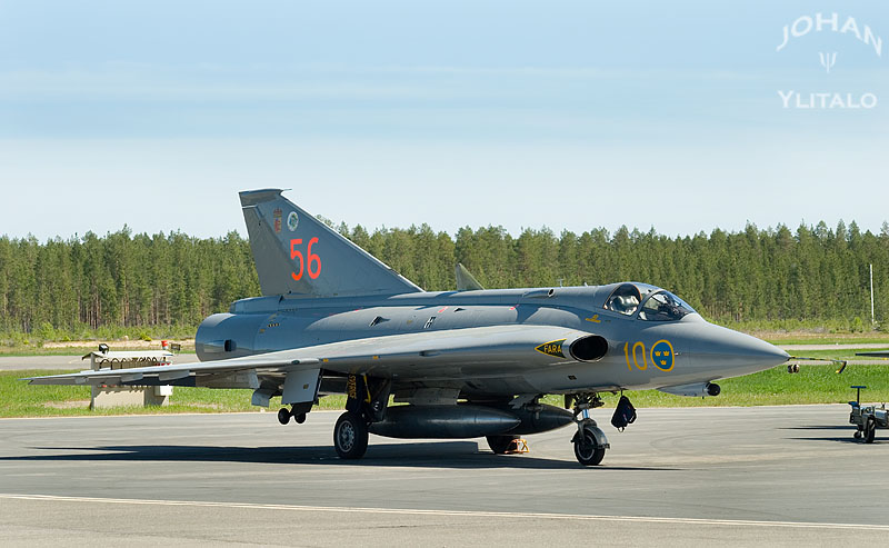 J-35 Draken.jpg